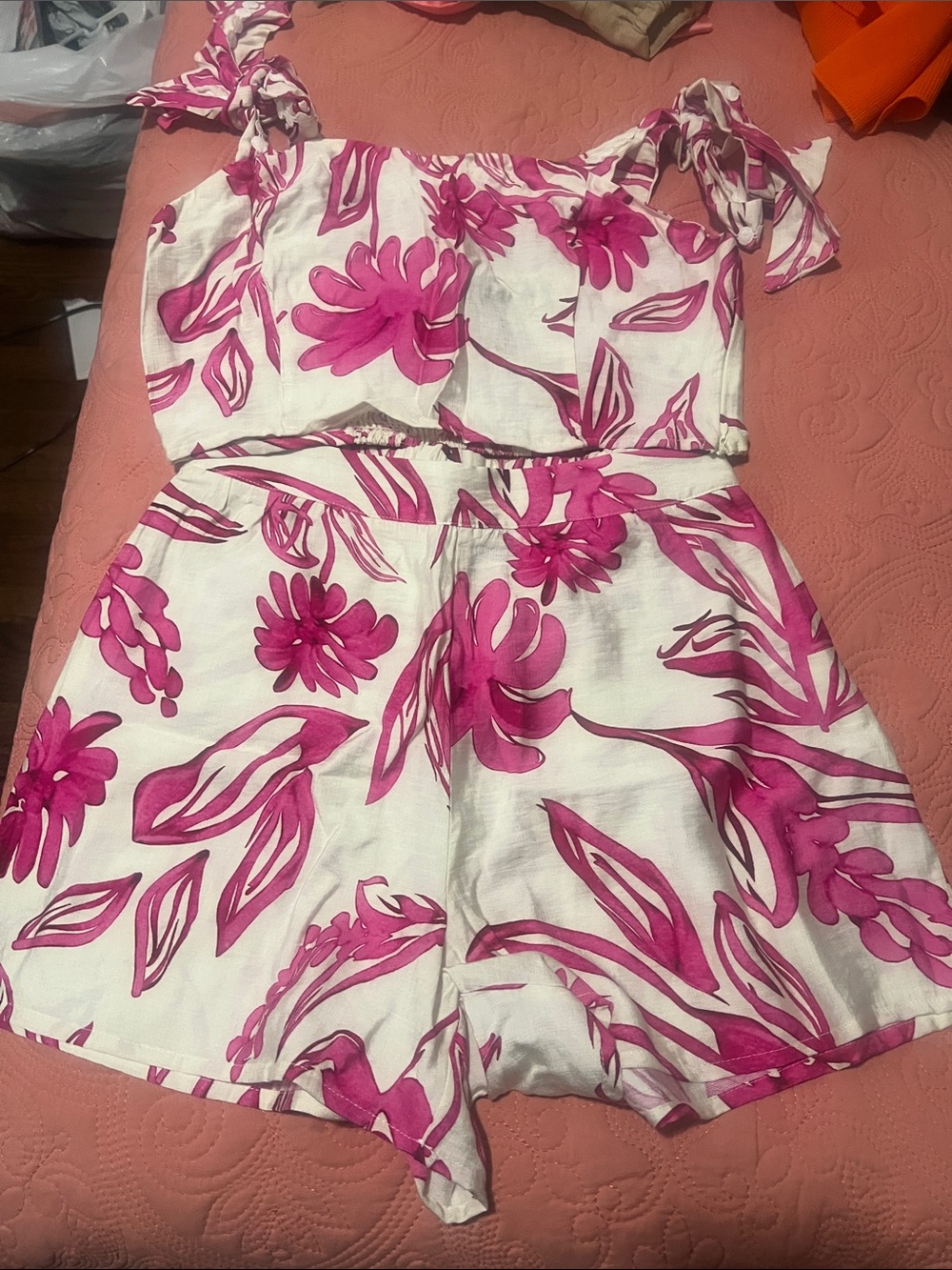 White Two-Piece Floral Crop Top & Shorts Set - Pink Floral Print